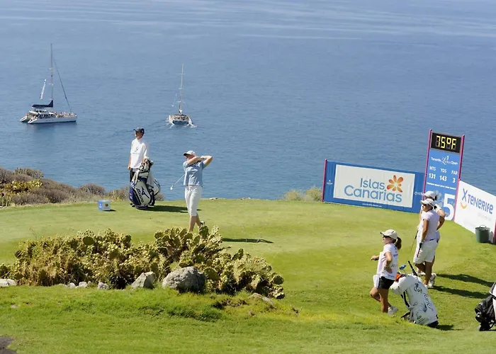 Апартаменти Precioso Estudio Con Vistas Al Mar En *